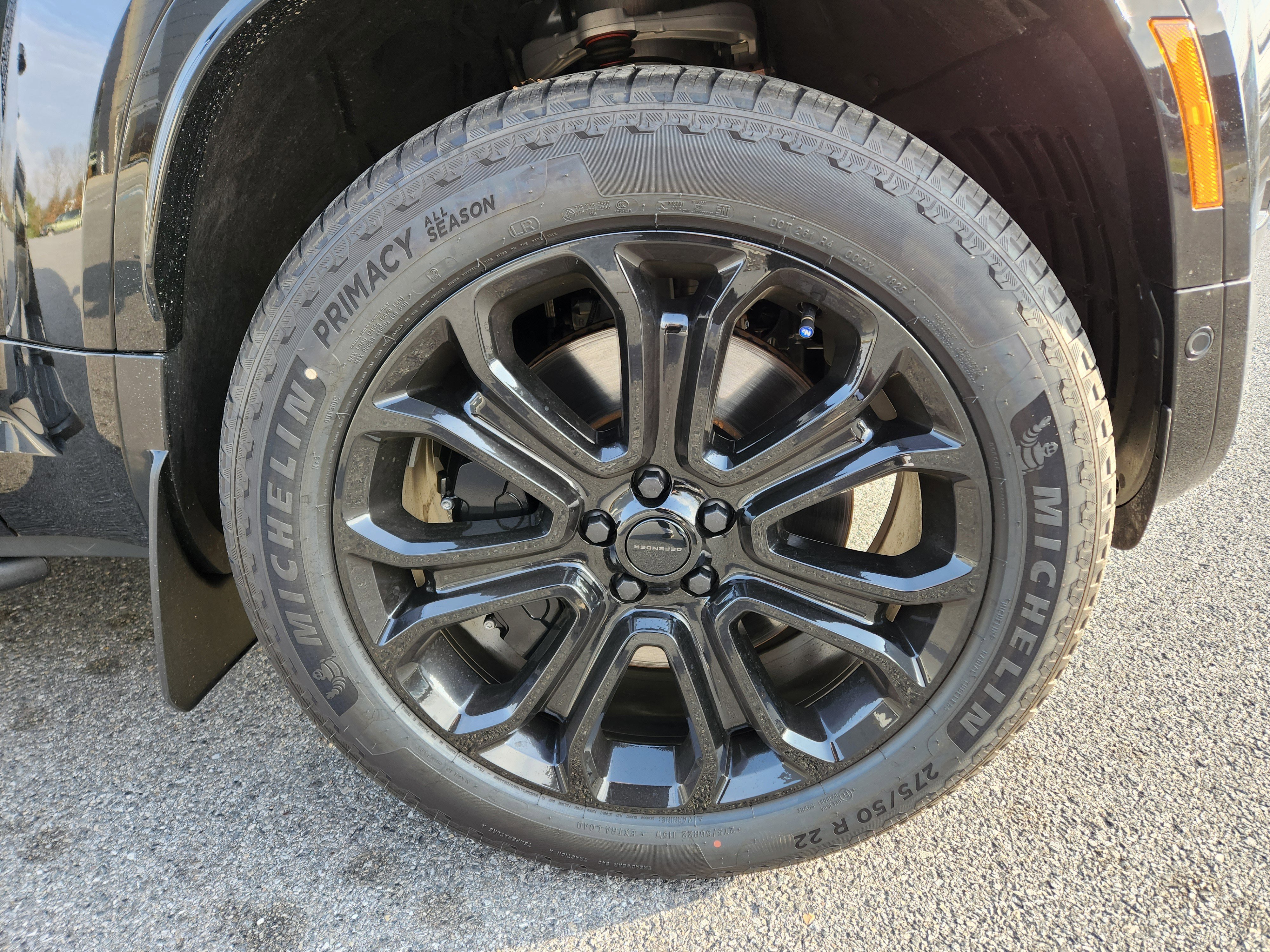 New 2026 Land Rover Defender 110 OCTA image 7