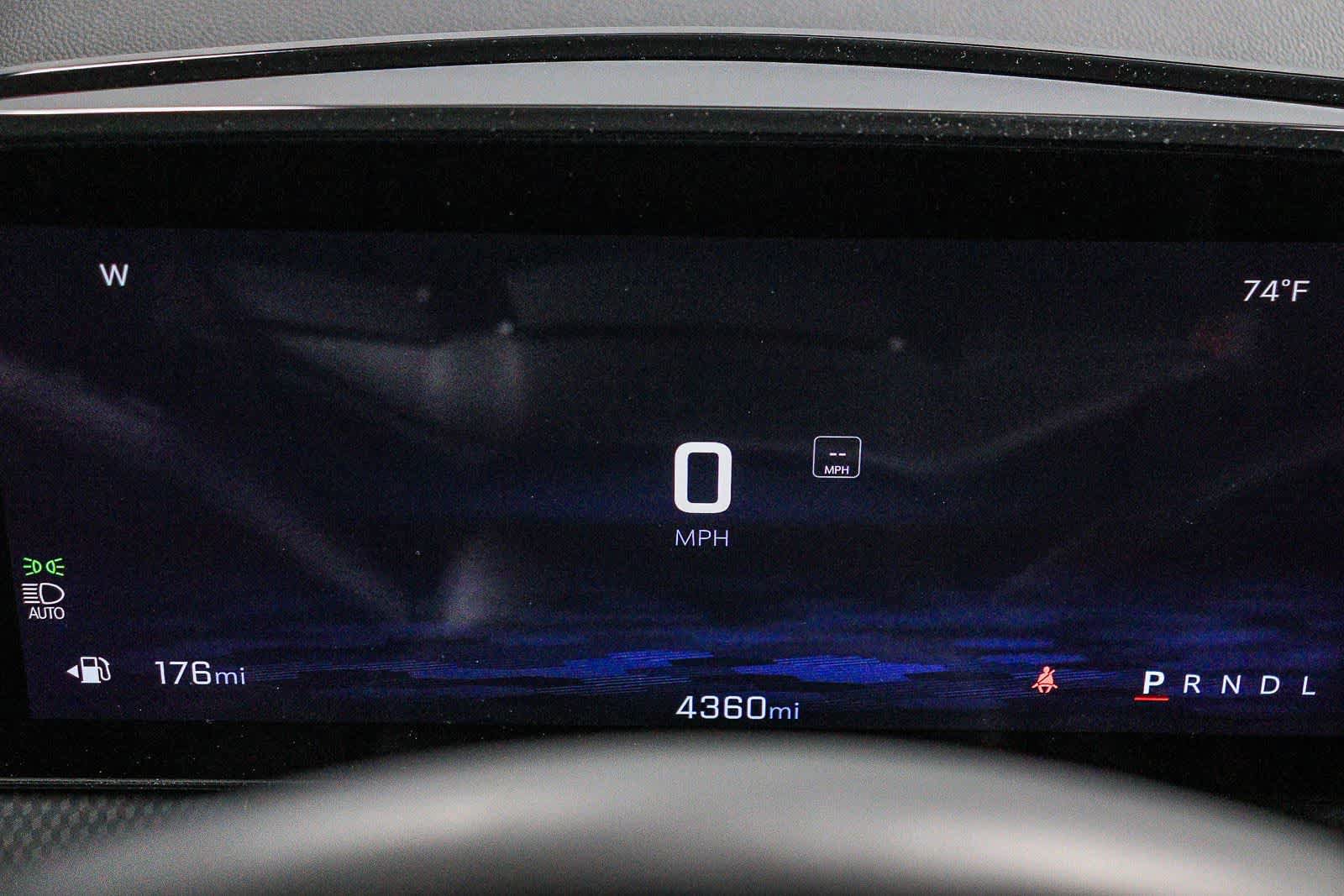 Used 2025 Chevrolet Equinox RS w/ Safety and Technology Package FWD image 24