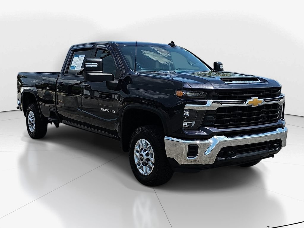 Used 2024 Chevrolet Silverado 2500 LT AWD/4WD video 3