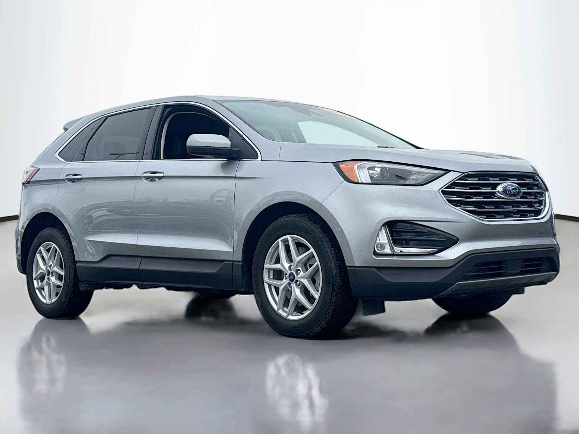 Used 2022 Ford Edge SEL w/ Convenience Package