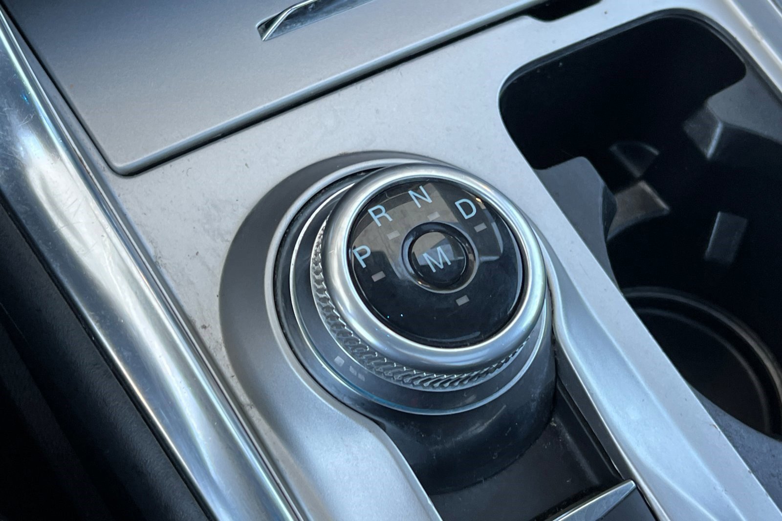 Used 2020 Ford Explorer Limited image 17