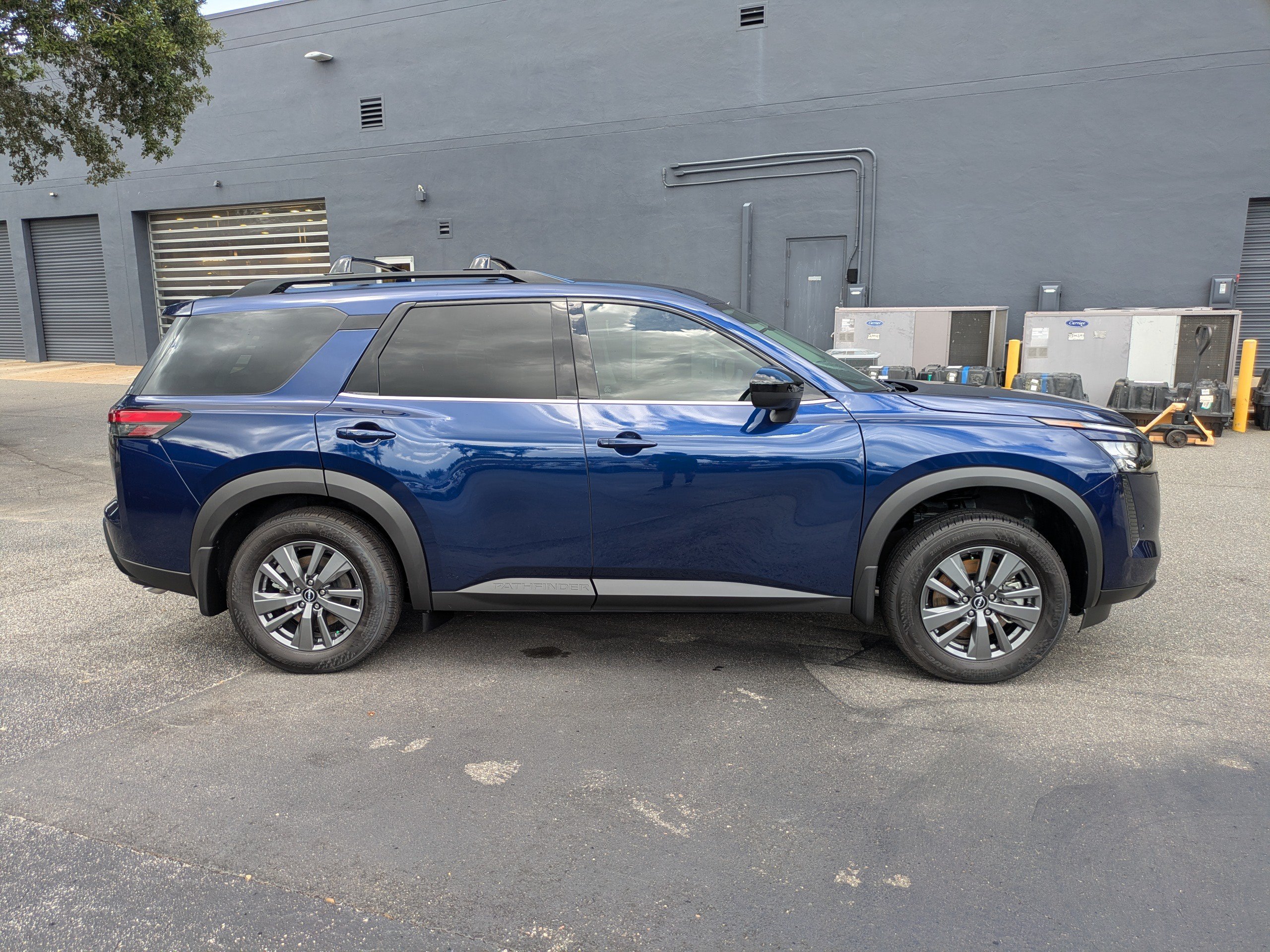 New 2026 Nissan Pathfinder SV FWD image 3