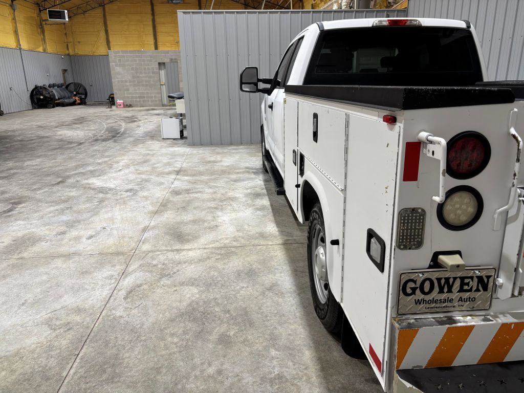Used 2017 Ford F250 XL image 9