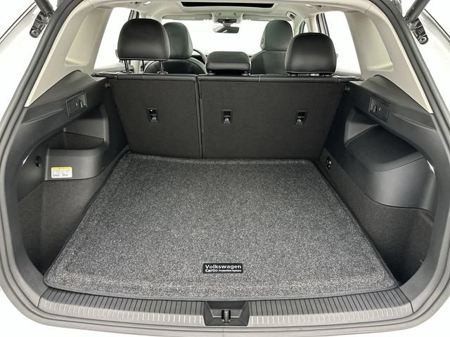 Certified 2025 Volkswagen Tiguan SE AWD/4WD image 24