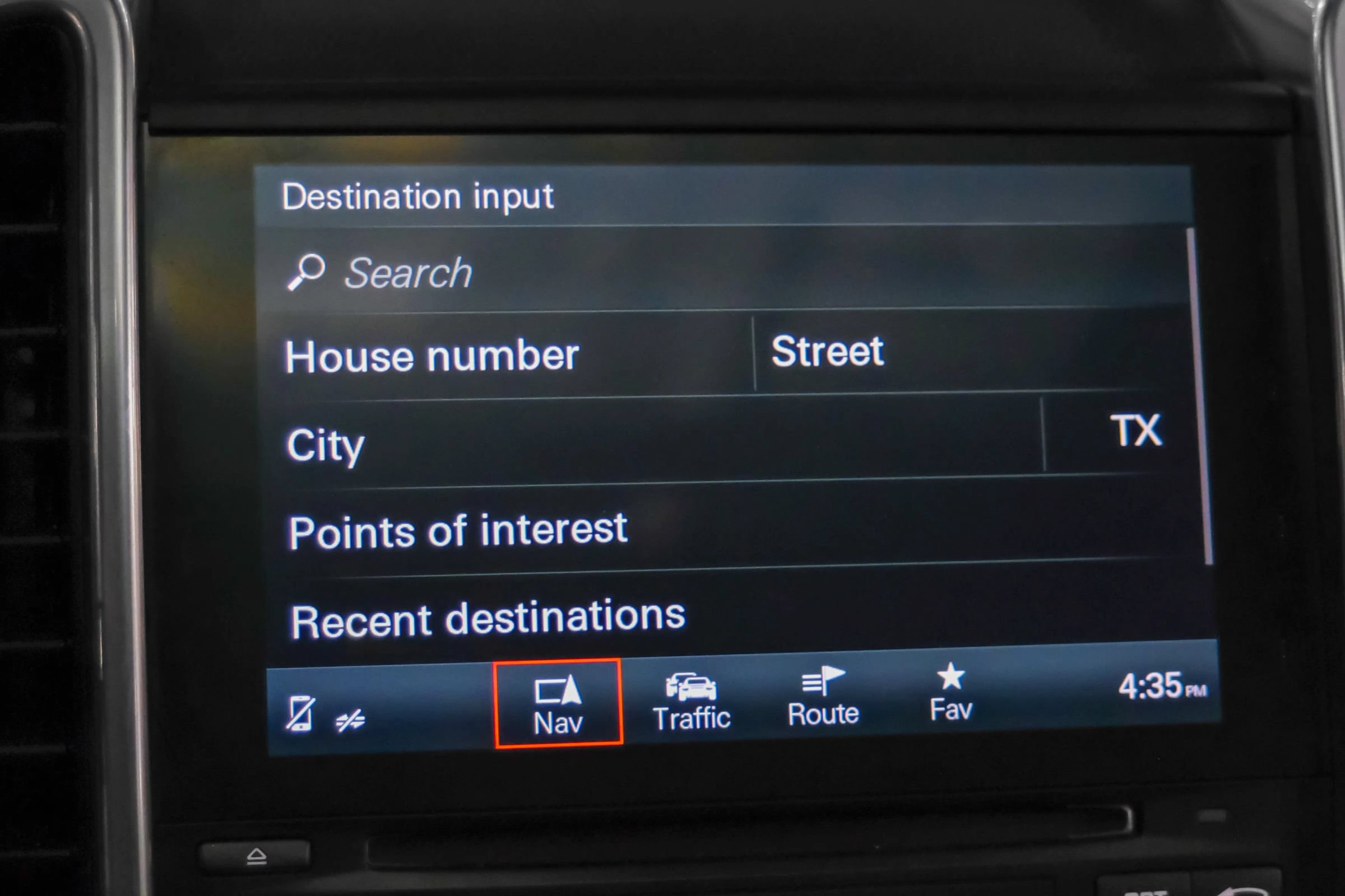 Used 2018 Porsche Cayenne AWD/4WD image 25