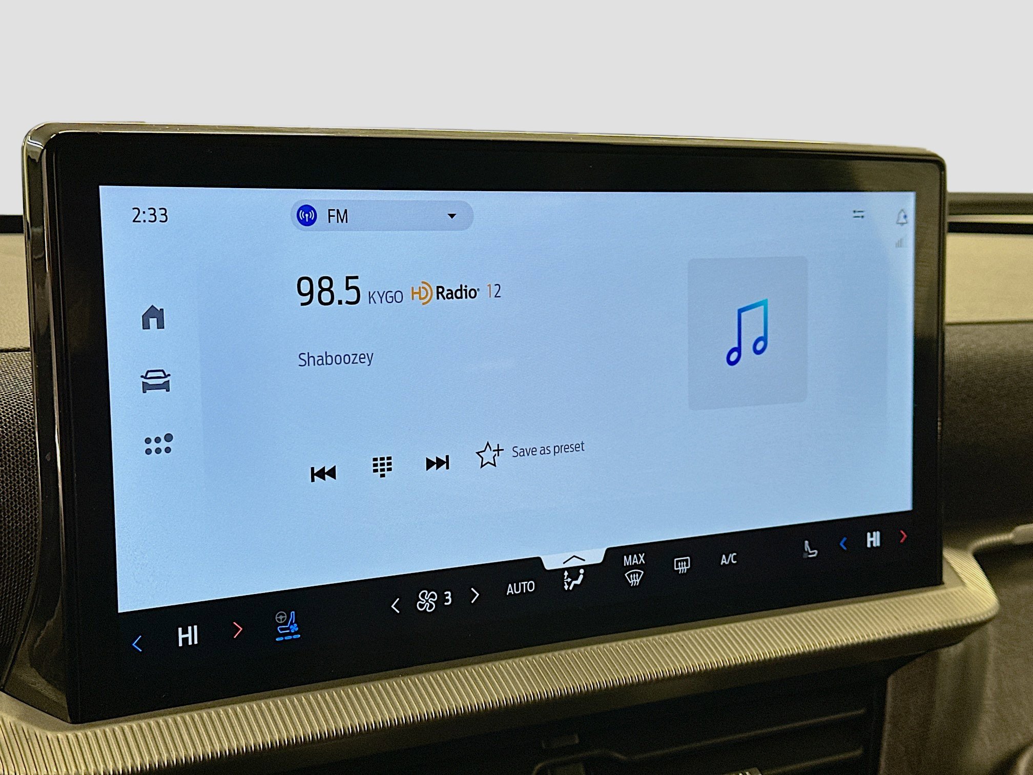 Used 2025 Ford Explorer Platinum w/ LUX Leather Package image 21