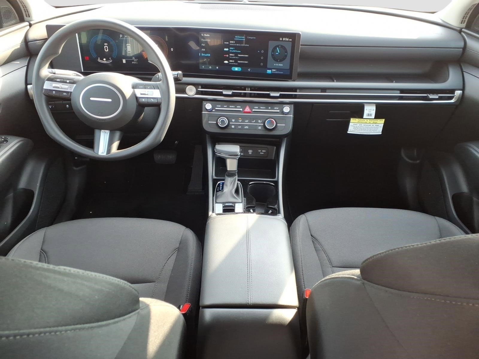 Used 2025 Hyundai Tucson SE FWD image 11