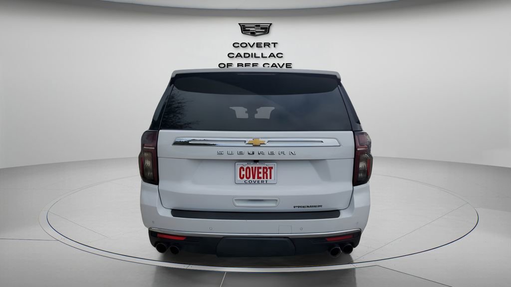 Used 2023 Chevrolet Suburban Premier image 8