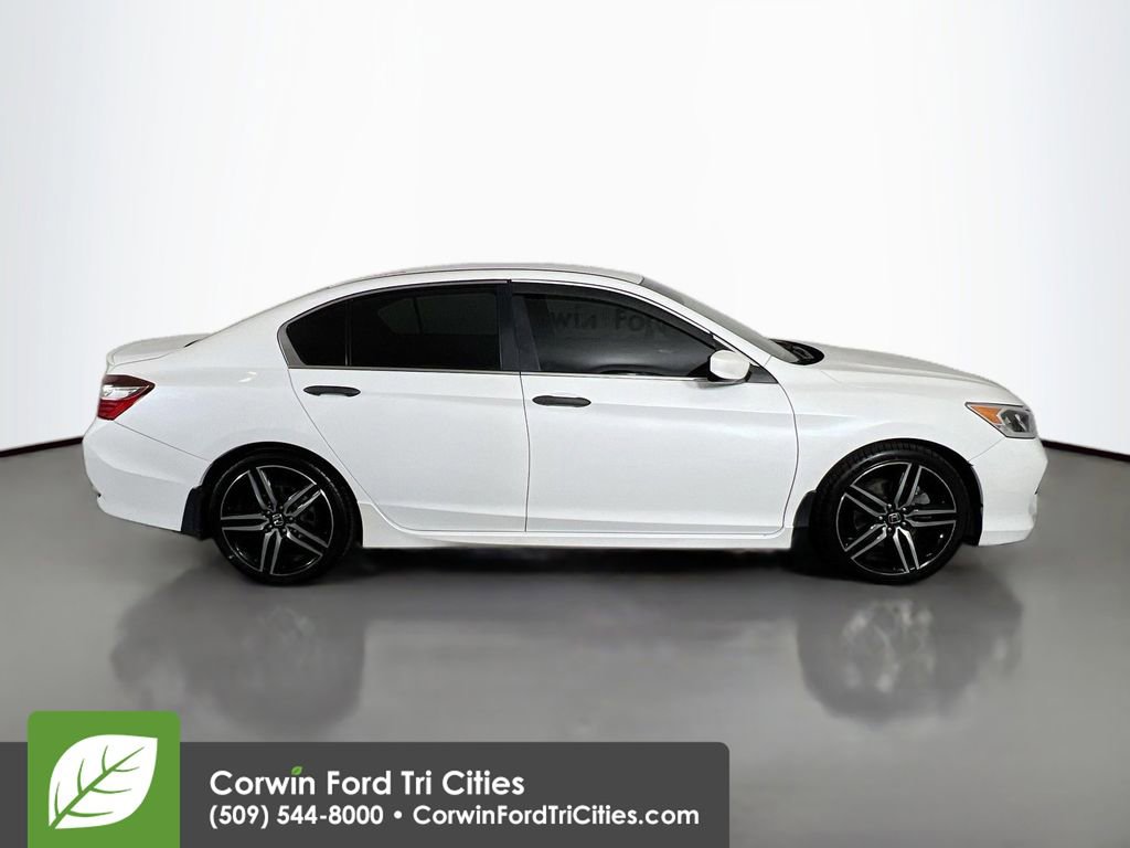 Used 2017 Honda Accord Sport Special Edition image 19