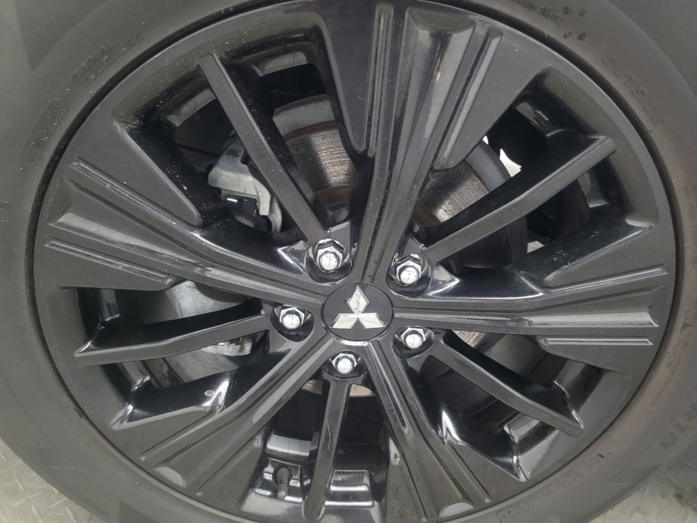 Used 2018 Mitsubishi Eclipse Cross LE AWD/4WD image 31