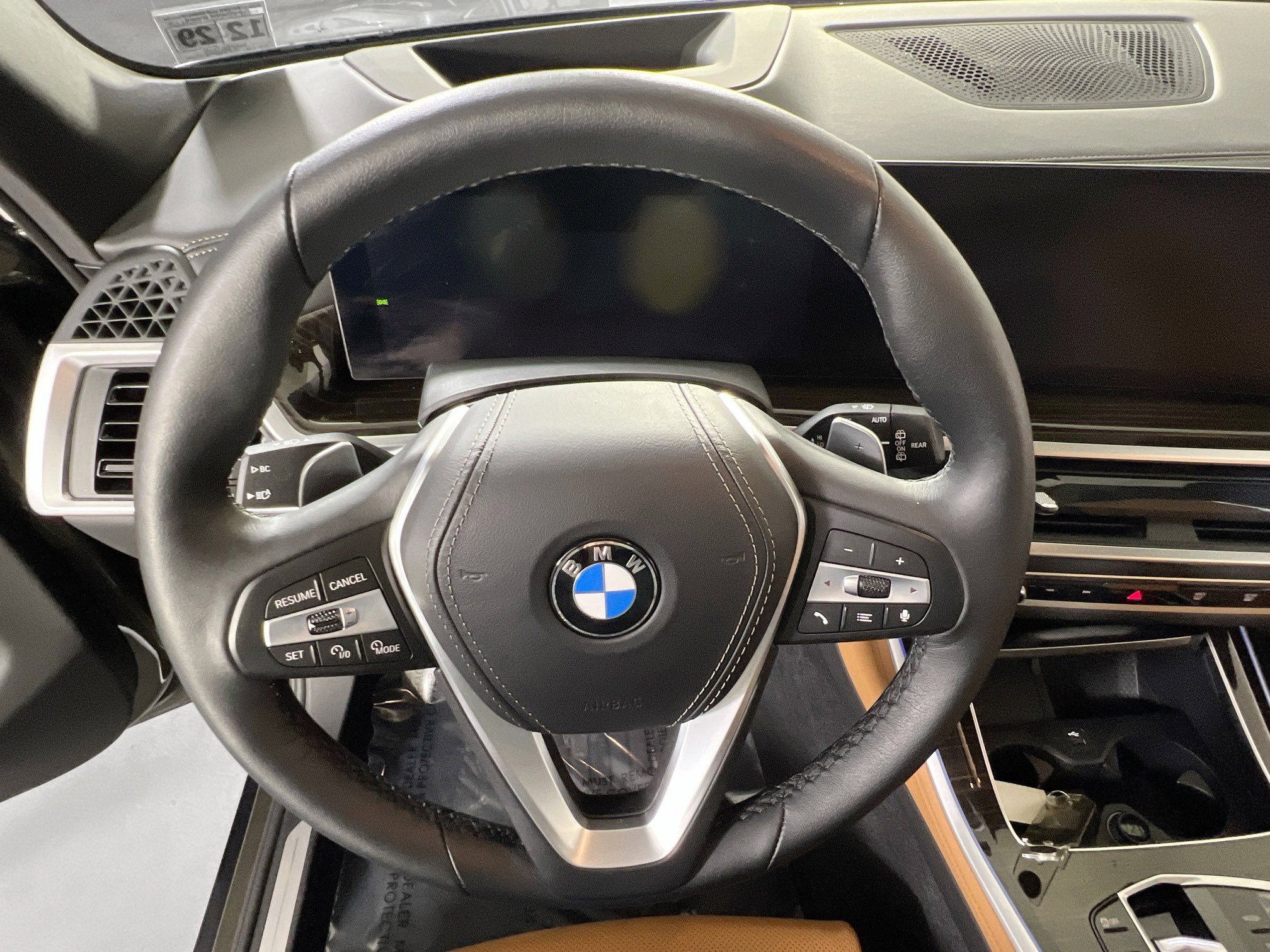 Used 2024 BMW X5 xDrive40i w/ Parking Assistance Package image 11