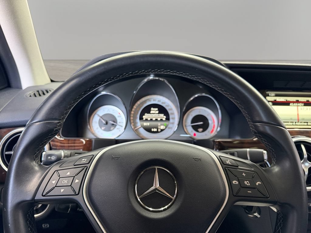 Used 2015 Mercedes-Benz GLK 250 BlueTEC 4MATIC w/ Premium 1 Package image 17