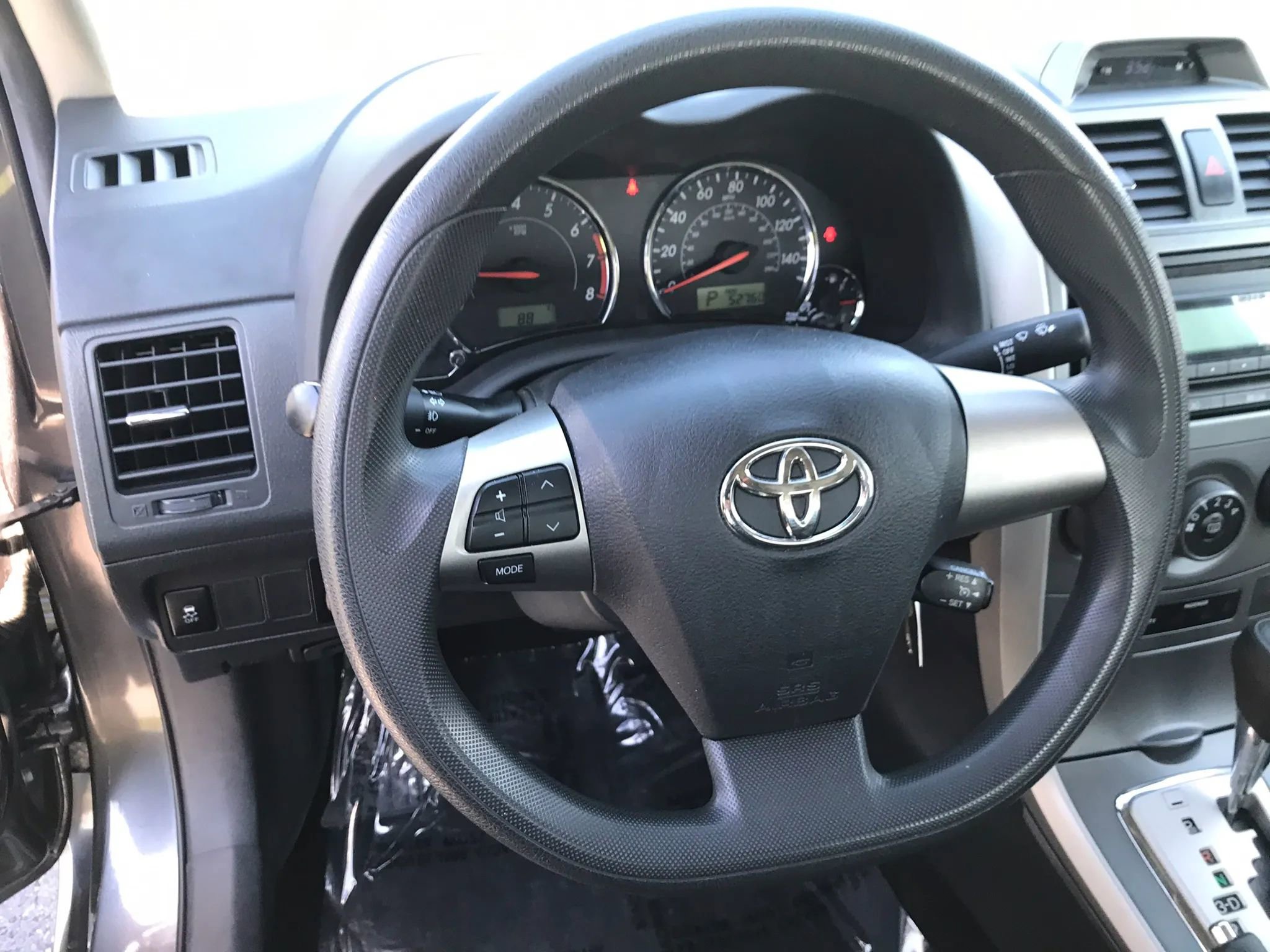 Used 2012 Toyota Corolla S image 15