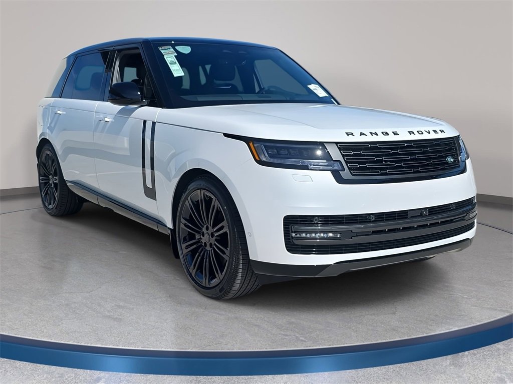 New 2026 Land Rover Range Rover Long Wheelbase SE image 3