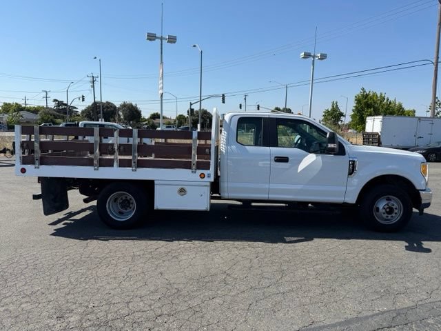 Used 2017 Ford F350 XL w/ Power Equipment Group RWD image 2