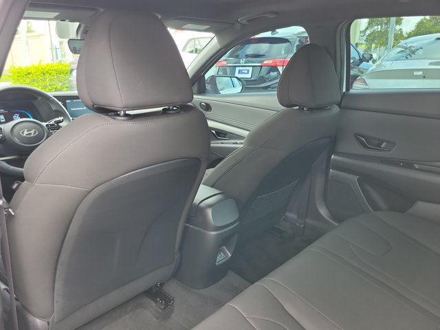 New 2026 Hyundai Elantra SEL Sport FWD image 8