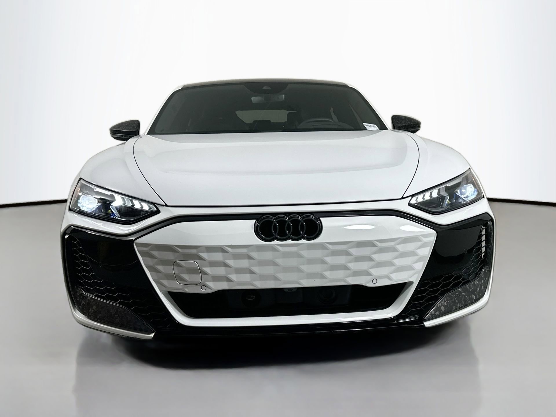 Used 2025 Audi RS e-tron GT performance w/ Dynamic Plus Package image 2