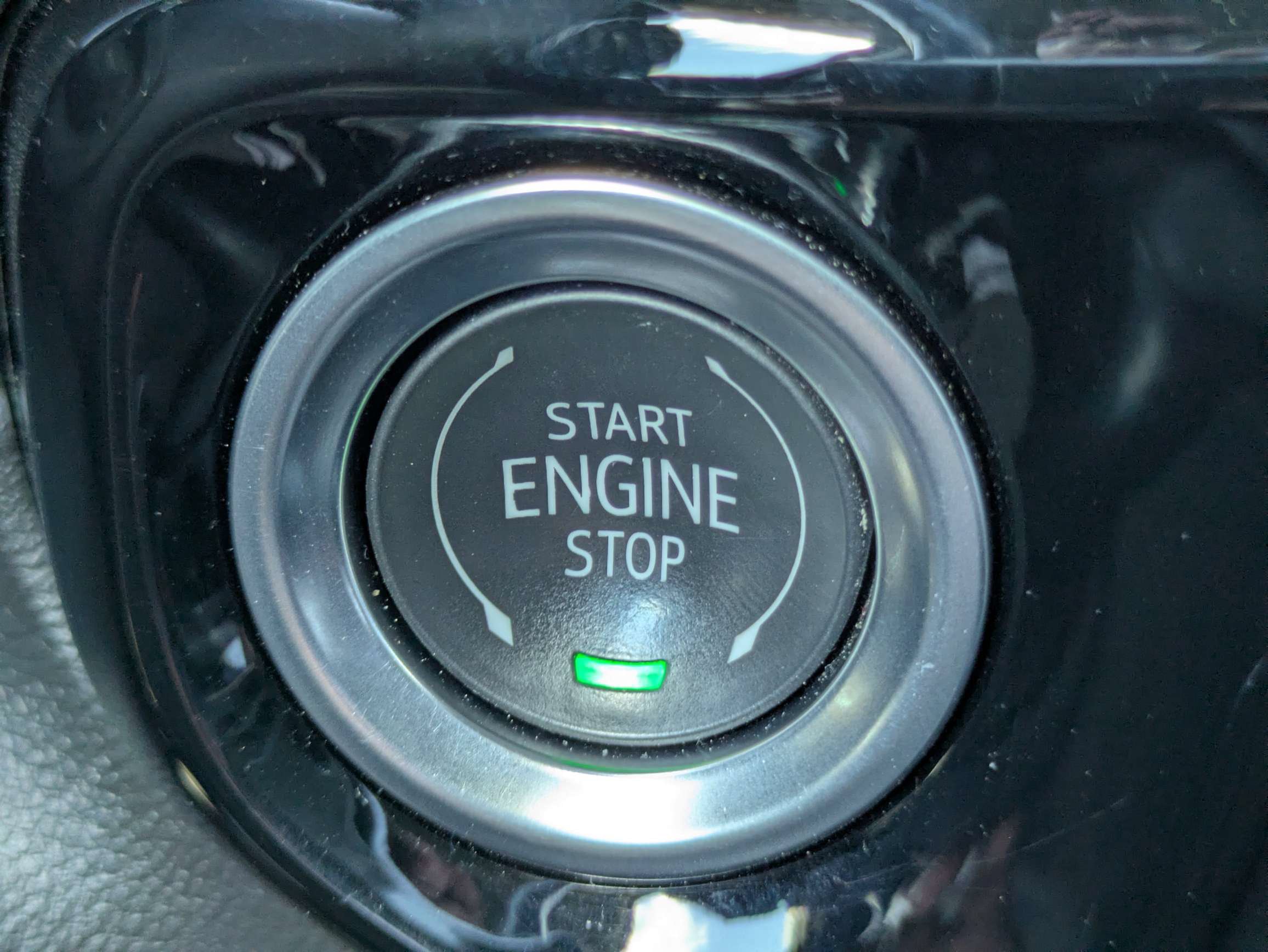 Certified 2025 GMC Sierra 1500 SLT RWD image 21