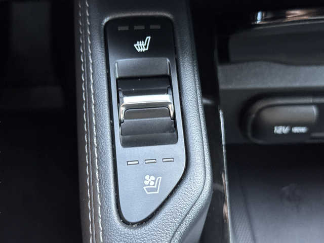 Used 2023 Kia Telluride EX X-Line AWD/4WD image 30