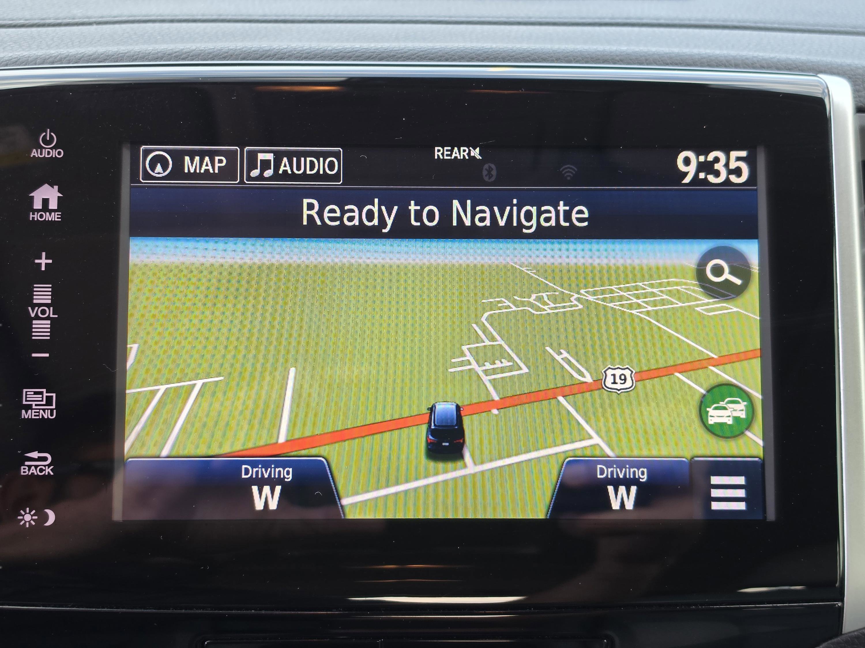 Used 2017 Honda Pilot Touring image 32