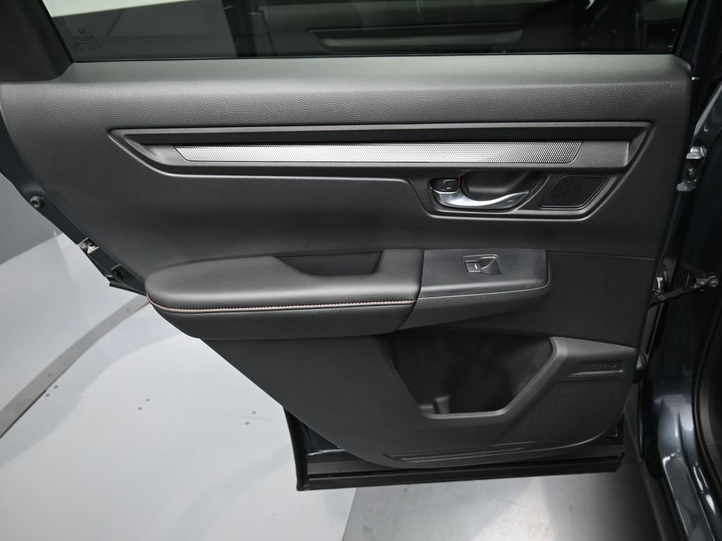 Used 2026 Honda CR-V Sport-L image 31