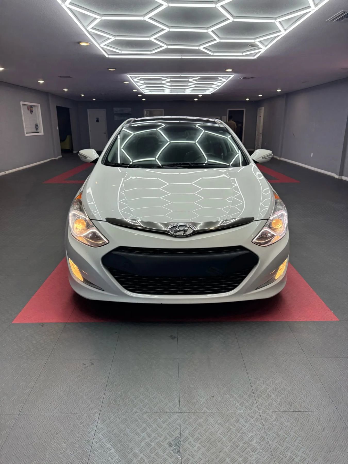 Used 2013 Hyundai Sonata Limited image 3