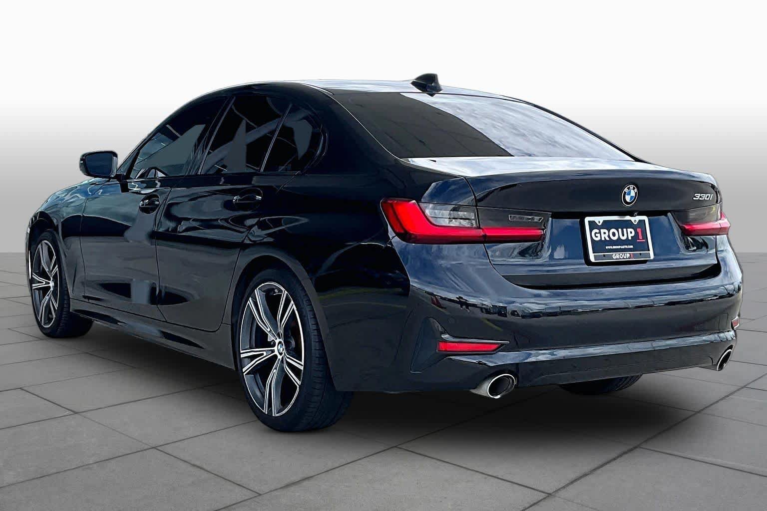 Used 2019 BMW 330i Sedan RWD image 12