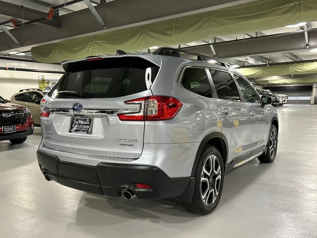 Used 2023 Subaru Ascent Limited AWD/4WD image 2
