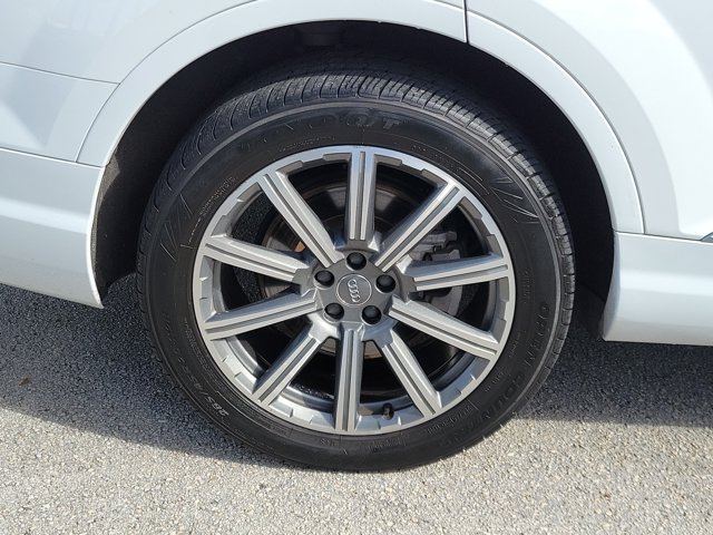 Used 2018 Audi Q7 2.0T Premium Plus w/ Premium Plus Package AWD/4WD image 5