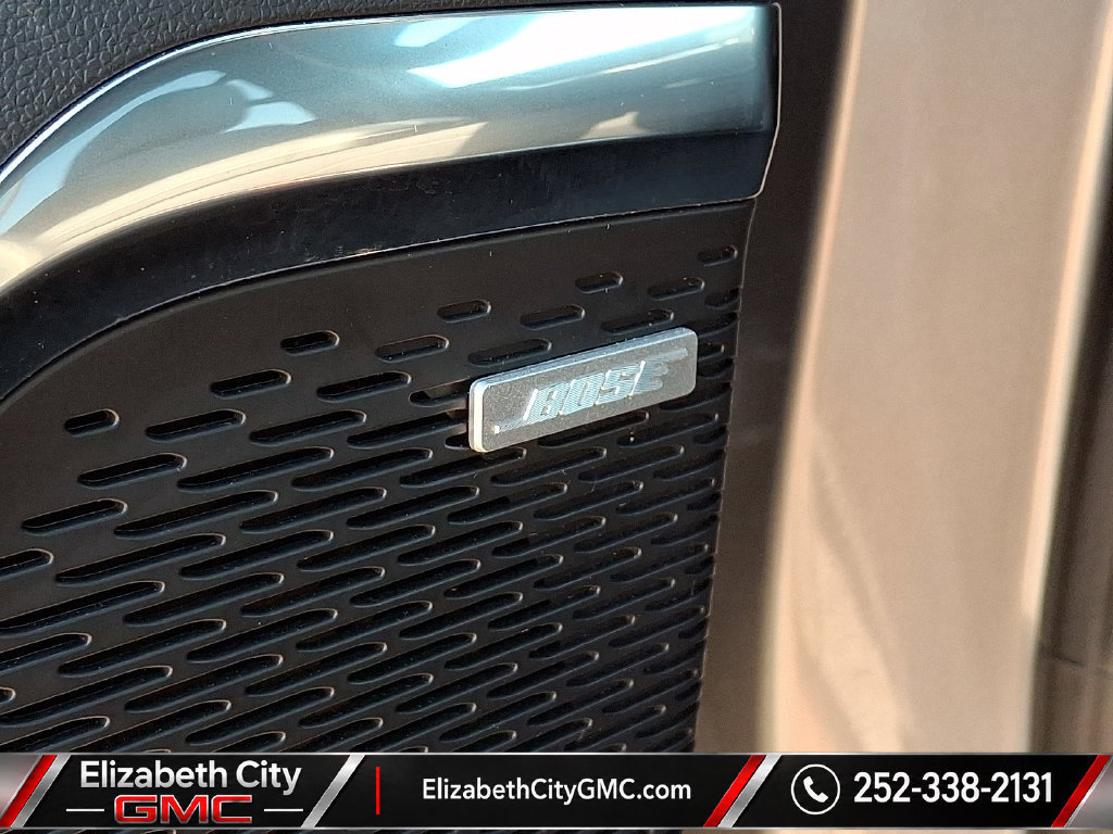 Used 2026 GMC Acadia Elevation w/ Elevation Premium Package FWD image 27
