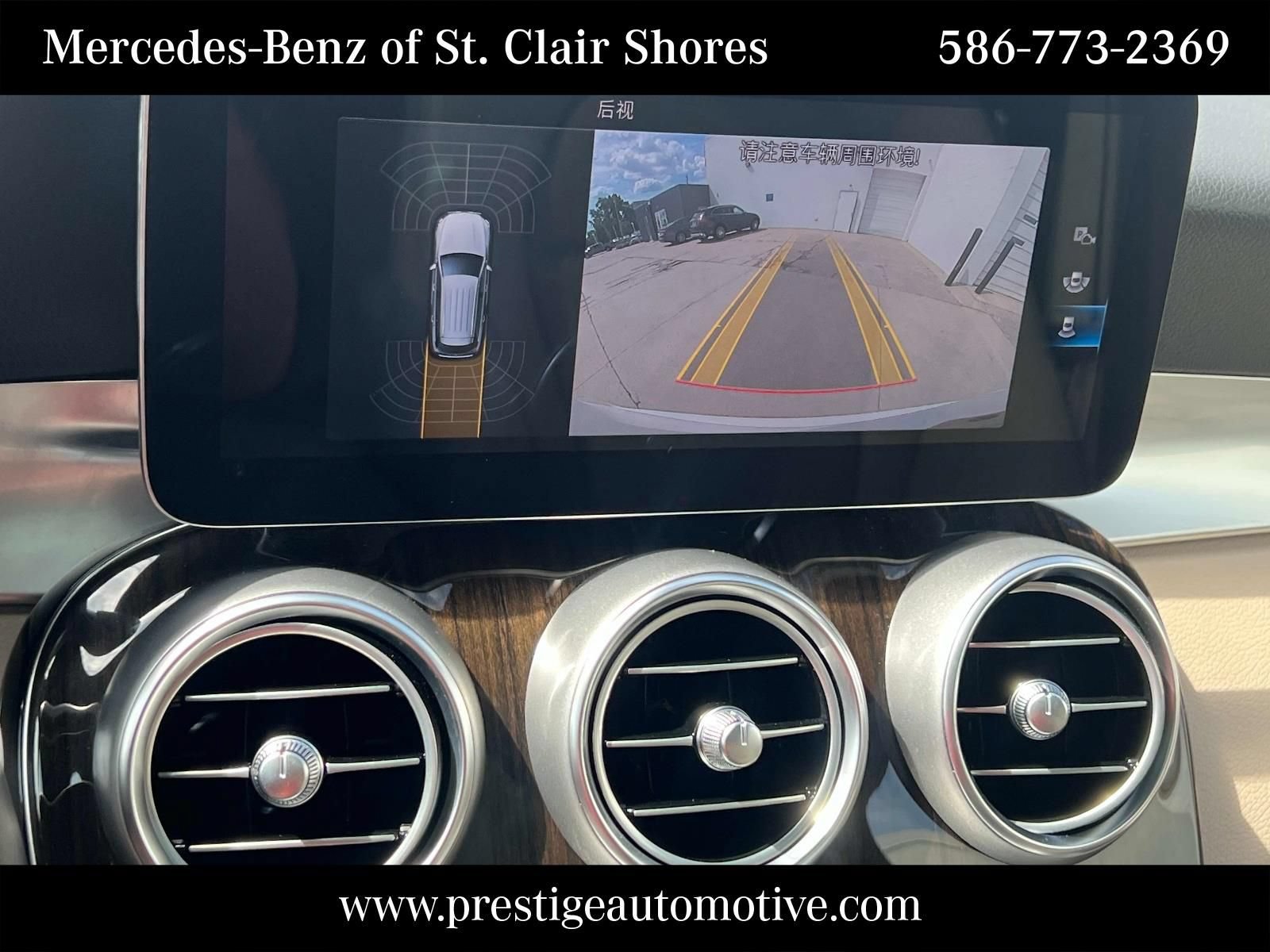 Used 2021 Mercedes-Benz GLC 300 4MATIC image 27