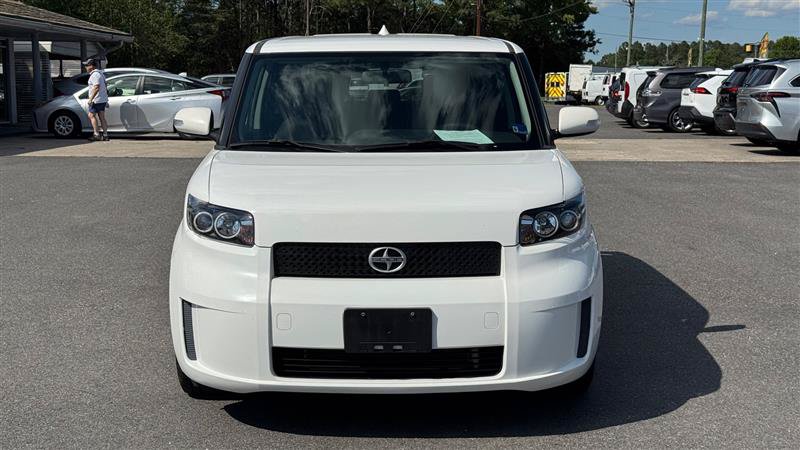 Used 2008 Scion xB FWD image 3