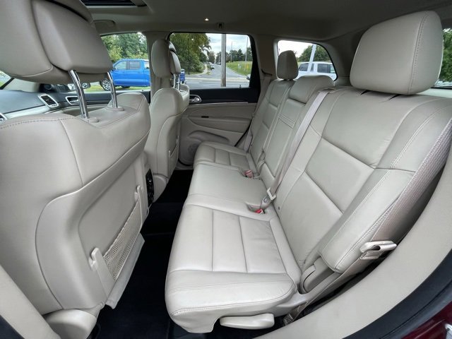 Used 2017 Jeep Grand Cherokee Limited image 36