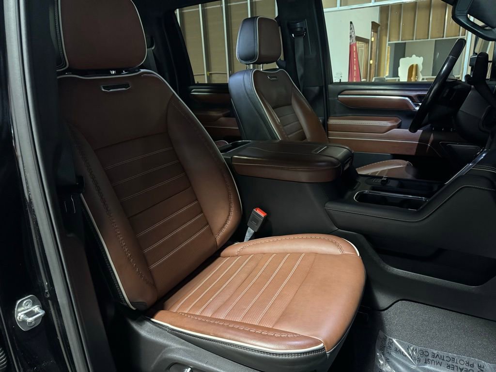 Used 2024 GMC Sierra 2500 Denali Ultimate w/ LPO, GMC Protection Package image 20