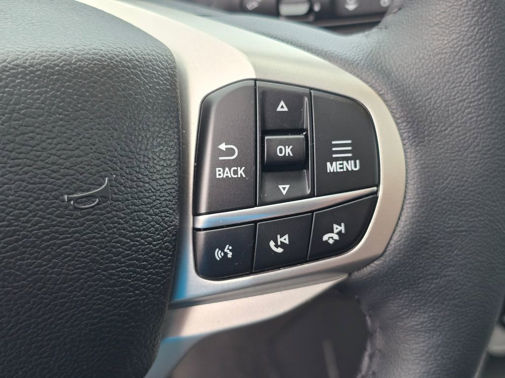 Used 2024 Ford Explorer XLT w/ Equipment Group 202A AWD/4WD image 25