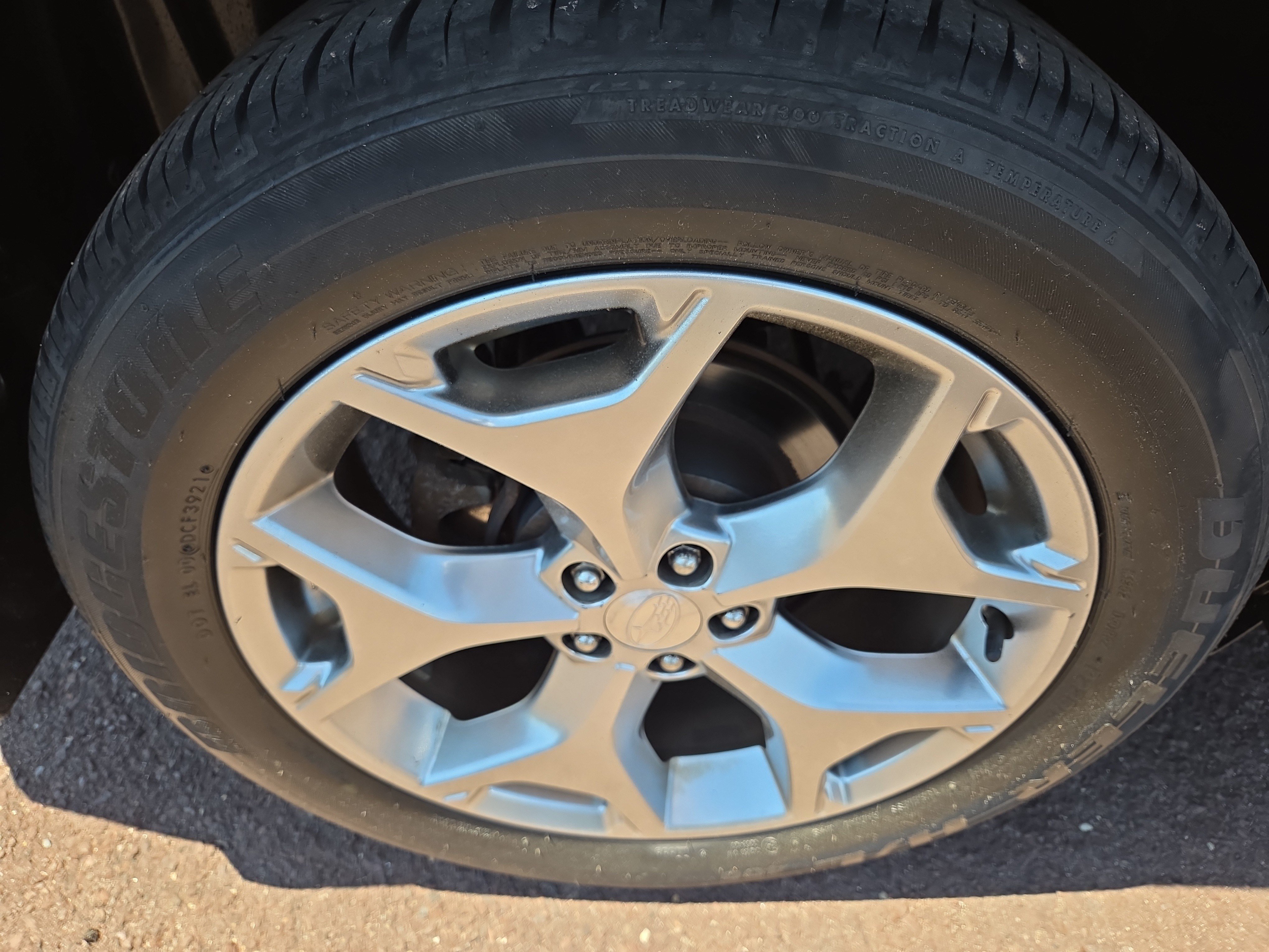 Used 2015 Subaru Forester 2.5i Touring AWD/4WD image 10