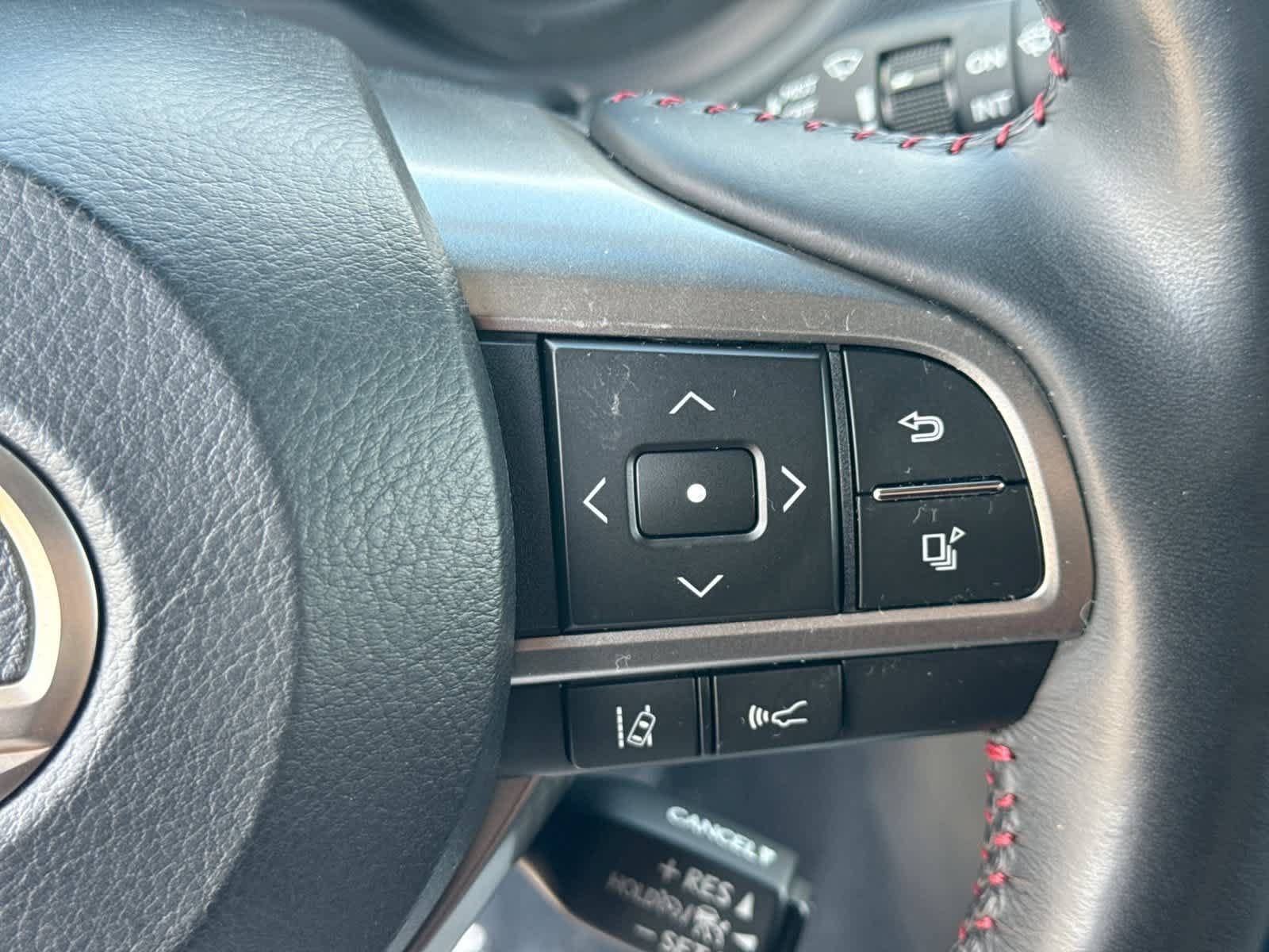 Used 2023 Lexus GX 460 Premium w/ Premium Package AWD/4WD image 30
