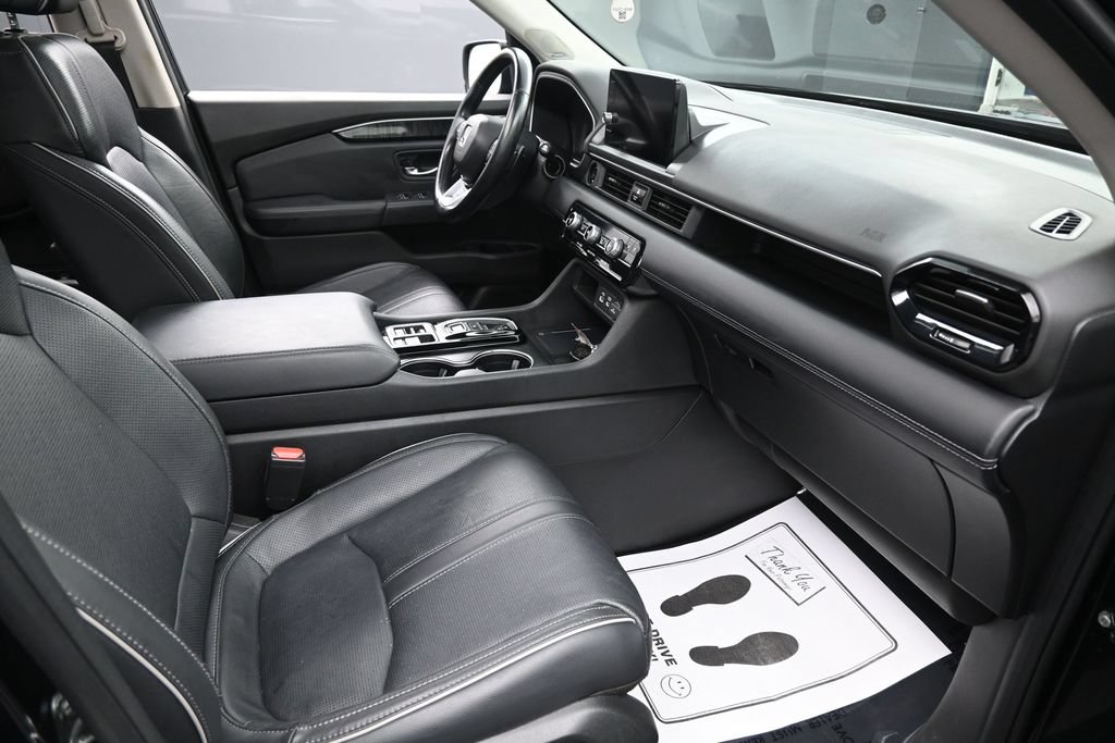 Used 2023 Honda Pilot Elite image 34
