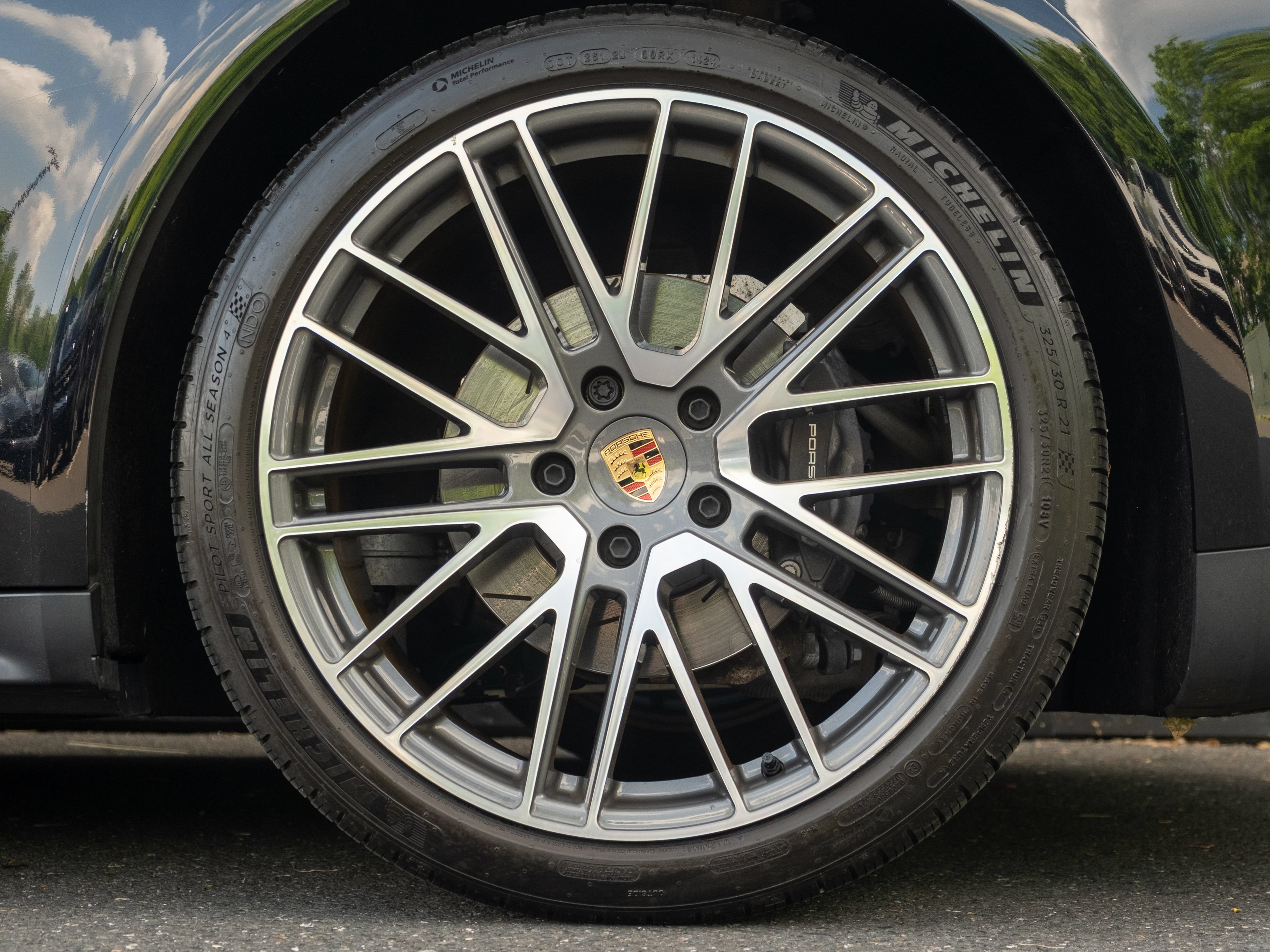 Certified 2024 Porsche Panamera 4 AWD/4WD image 13