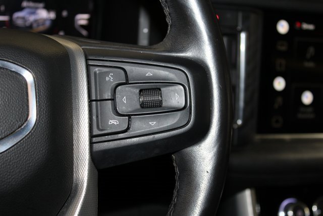 Used 2022 GMC Yukon XL Denali w/ Denali Premium Package image 25