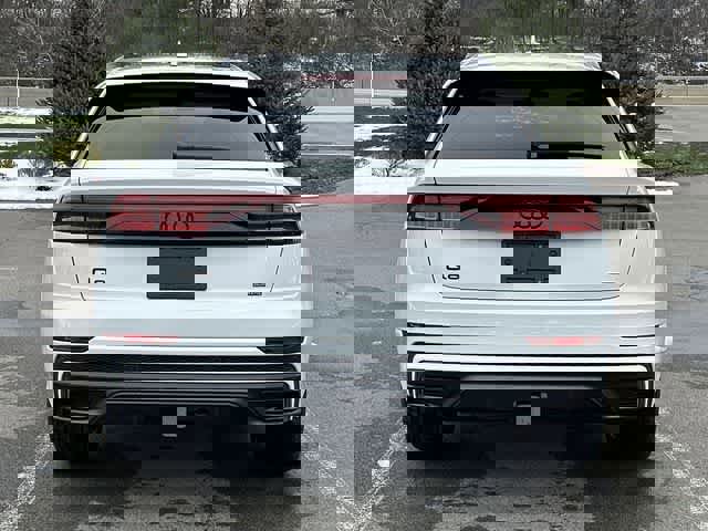 Used 2023 Audi Q8 Premium Plus w/ Premium Plus Package image 4