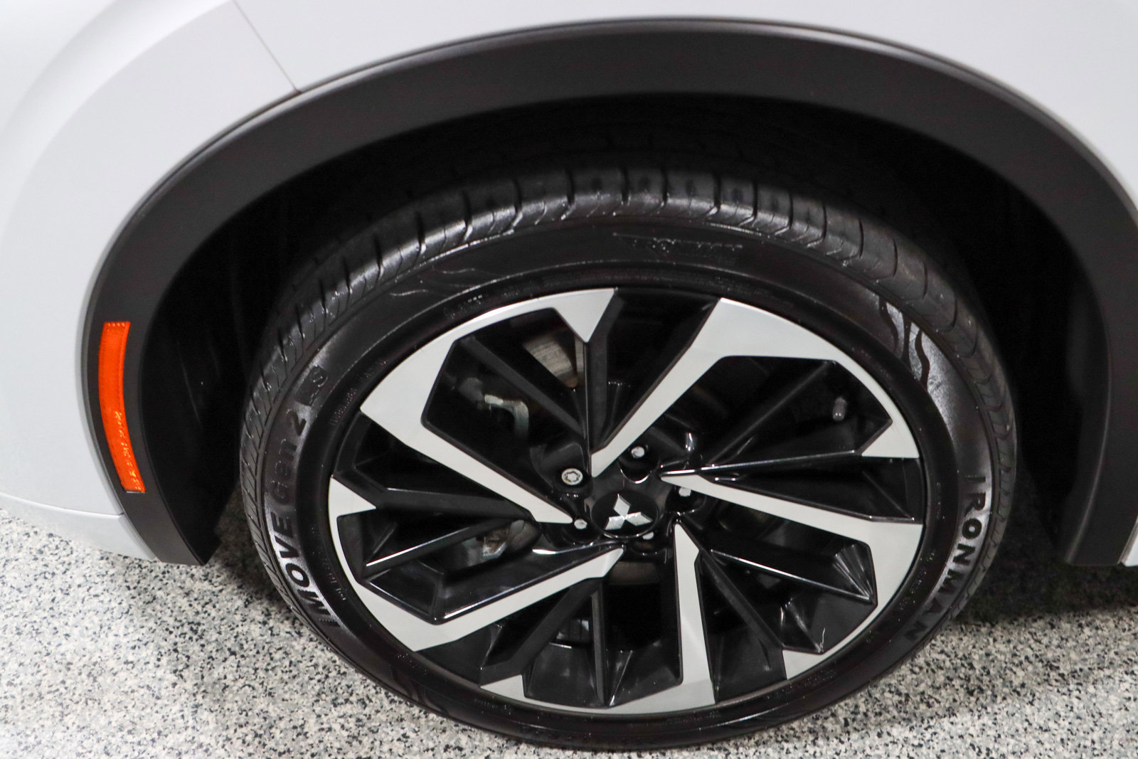 Used 2022 Mitsubishi Outlander SEL image 11