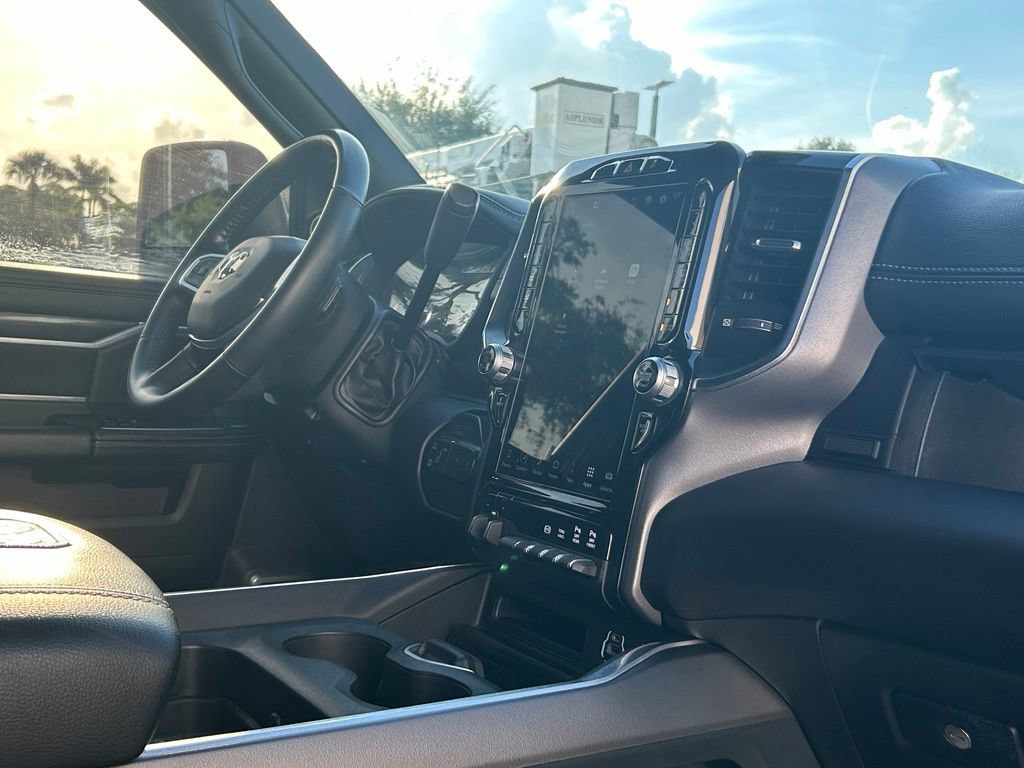 Used 2023 RAM 2500 Laramie AWD/4WD image 30
