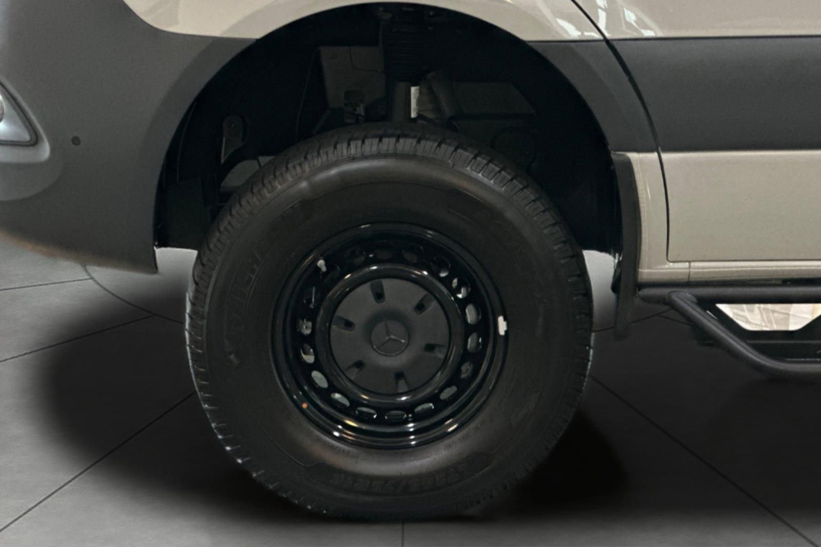 New 2026 Mercedes-Benz Sprinter 144 Cargo image 3