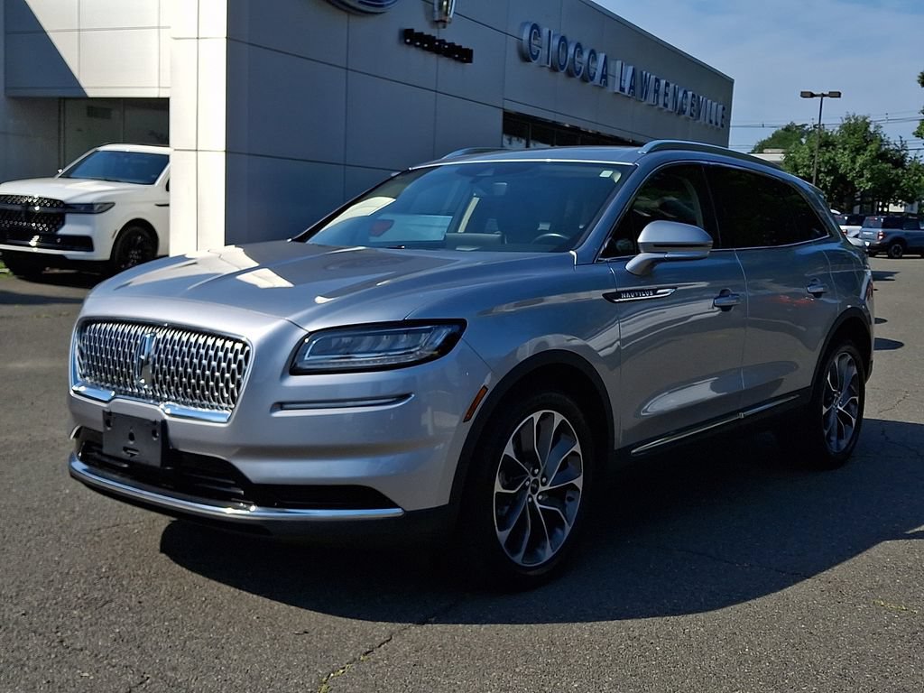Used 2023 Lincoln Nautilus Reserve AWD/4WD image 6