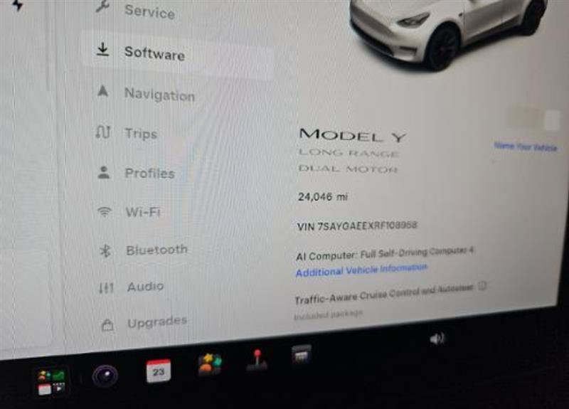 Used 2024 Tesla Model Y Long Range AWD/4WD image 4