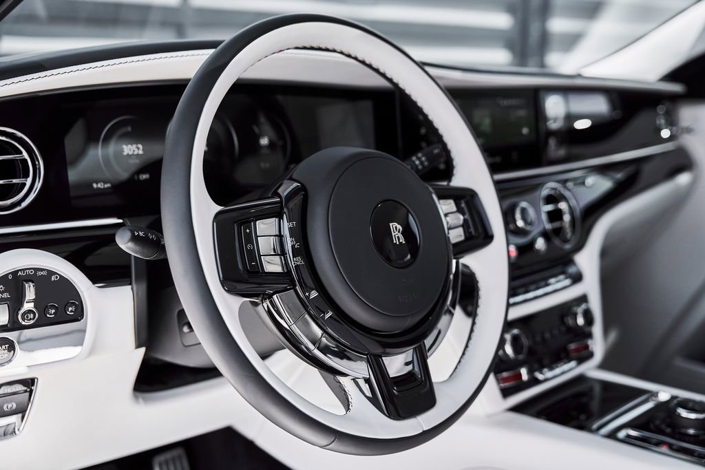 Used 2026 Rolls-Royce Ghost AWD/4WD image 40