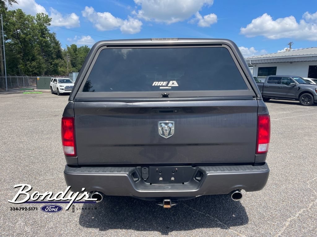 Used 2017 RAM 1500 Express RWD image 13