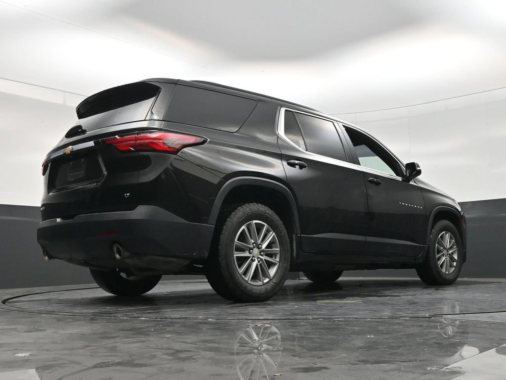 Used 2023 Chevrolet Traverse LT FWD image 23