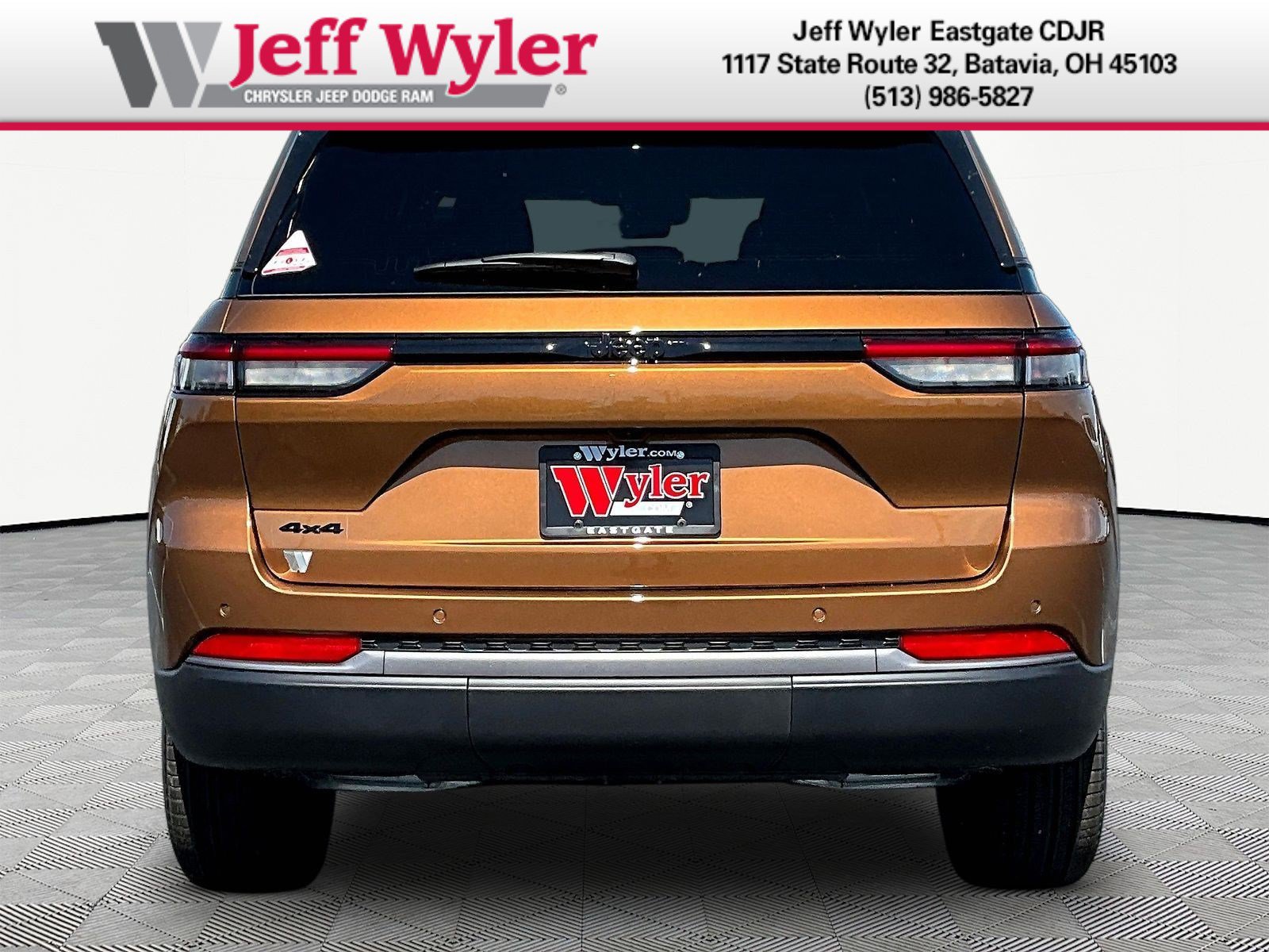New 2027 Jeep Grand Cherokee Limited w/ Limited Altitude Package AWD/4WD image 5
